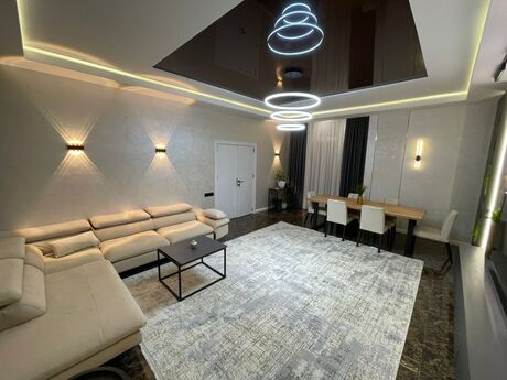 3-комн. новостройка - м. Элмляр Академиясы - 472 м²