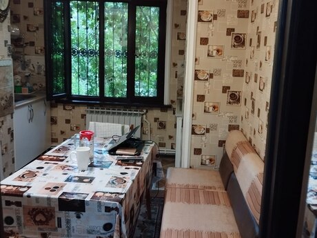 2 otaqlı köhnə tikili - Gəncə - 54 m²