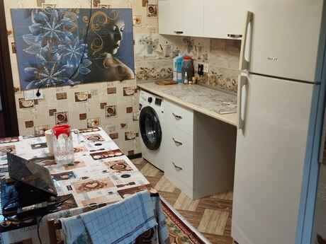 2 otaqlı köhnə tikili - Gəncə - 54 m²