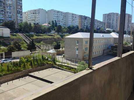 3 otaqlı köhnə tikili - Əhmədli q. - 72 m²