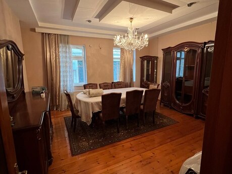 3 otaqlı həyət evi/bağ evi - Nəsimi m. - 165 m²