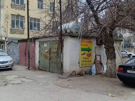 Qaraj - Nəriman Nərimanov m. - 18 m²