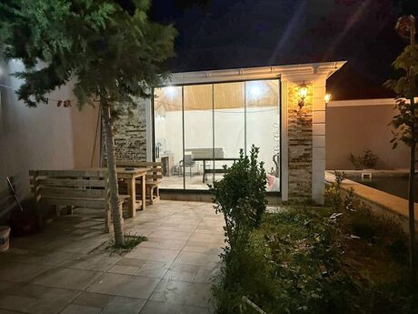 4 otaqlı həyət evi/bağ evi - Mərdəkan q. - 150 m²