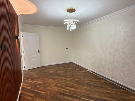 2 otaqlı köhnə tikili - 8-ci mikrorayon q. - 45 m²