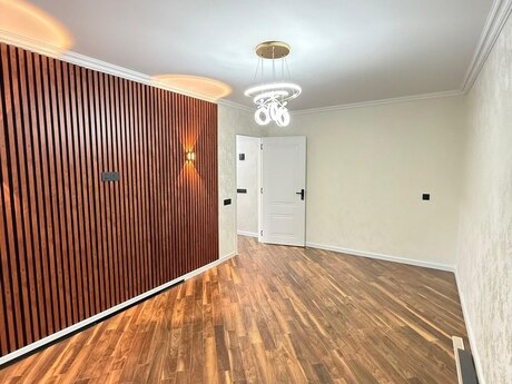 2 otaqlı köhnə tikili - 8-ci mikrorayon q. - 45 m²