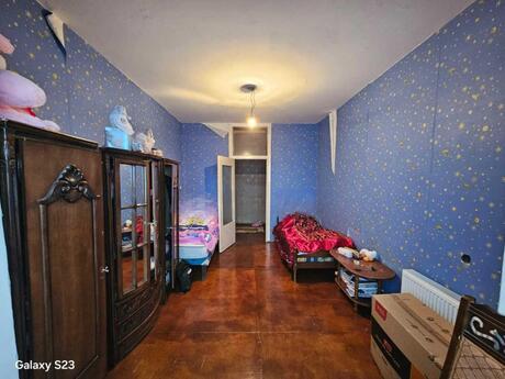 3 otaqlı köhnə tikili - Həzi Aslanov m. - 85 m²