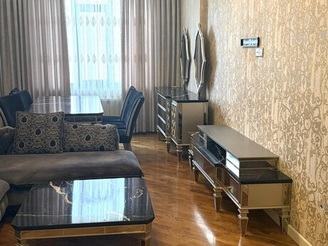 Elan №6119403 - Bakı, Memar Əcəmi m., 3 otaqlı, 130 m², 8/16 mərtəbə