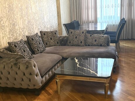 3 otaqlı yeni tikili - Memar Əcəmi m. - 130 m²