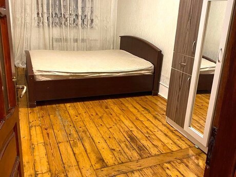 2 otaqlı köhnə tikili - Memar Əcəmi m. - 45 m²
