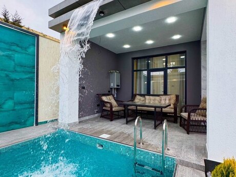 5-комн. дом/дача - пос. Нардаран - 350 м²