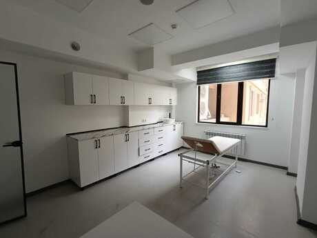 Obyekt - Elmlər Akademiyası m. - 348 m²