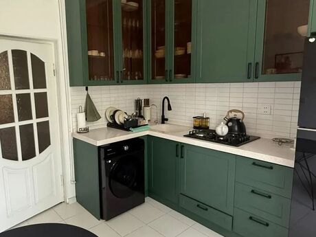 3 otaqlı köhnə tikili - Nizami m. - 80 m²