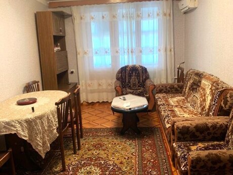3 otaqlı köhnə tikili - Qara Qarayev m. - 90 m²