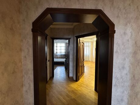 3 otaqlı yeni tikili - Nəsimi r. - 130 m²
