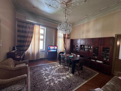 3 otaqlı köhnə tikili - Sahil m. - 115 m²