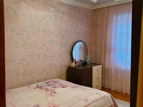 3 otaqlı köhnə tikili - Yeni Günəşli q. - 69 m²
