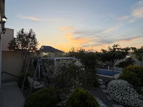 3 otaqlı həyət evi/bağ evi - Mərdəkan q. - 100 m²
