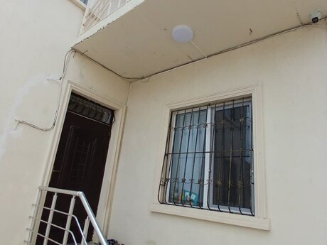 4 otaqlı həyət evi/bağ evi - Yeni Suraxanı q. - 100 m²