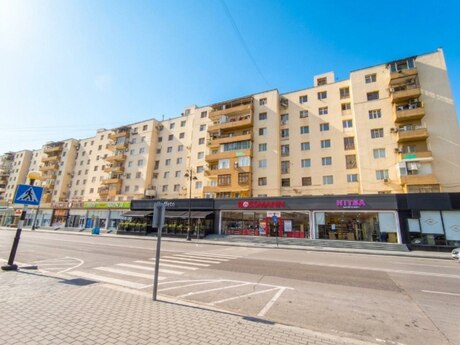Elan №6119592 - Bakı, Neftçilər m., 2 otaqlı, 60 m², 2/9 mərtəbə