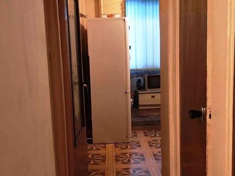 1 otaqlı köhnə tikili - Elmlər Akademiyası m. - 30 m²