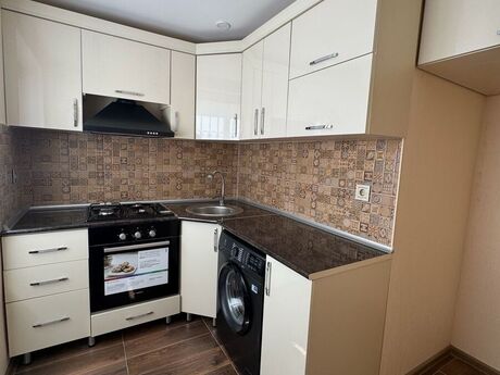 3 otaqlı köhnə tikili - Neftçilər m. - 60 m²
