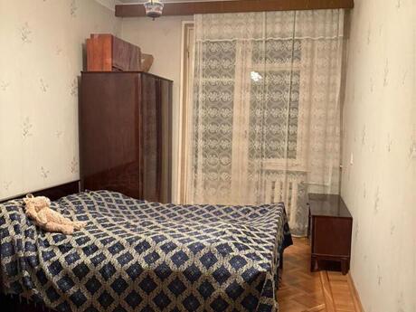 3 otaqlı köhnə tikili - Əhmədli m. - 85 m²
