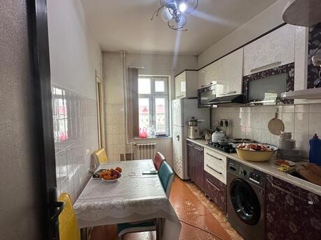 2 otaqlı köhnə tikili - Sumqayıt - 57 m²