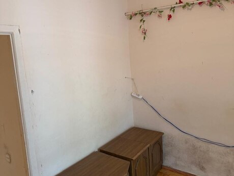 2 otaqlı köhnə tikili - Bakıxanov q. - 50 m²