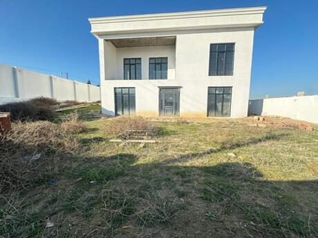 5 otaqlı həyət evi/bağ evi - Novxanı q. - 360 m²