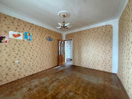 4 otaqlı köhnə tikili - Xalqlar Dostluğu m. - 100 m²