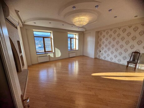 3 otaqlı mənzil, 117 m², Səbail: 279 000 ₼ 2
