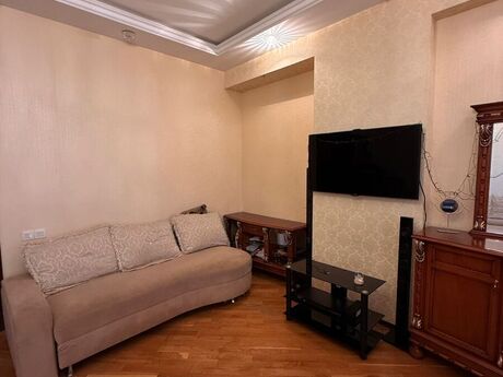 Elan №6119763 - Bakı, Elmlər Akademiyası m., 2 otaqlı, 80 m², 5/16 mərtəbə