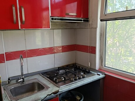 2 otaqlı köhnə tikili - Nəriman Nərimanov m. - 60 m²