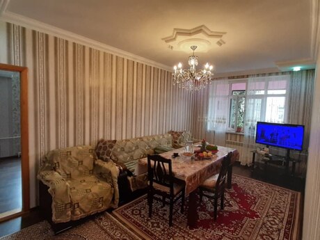 5 otaqlı köhnə tikili - Bakıxanov q. - 110 m²