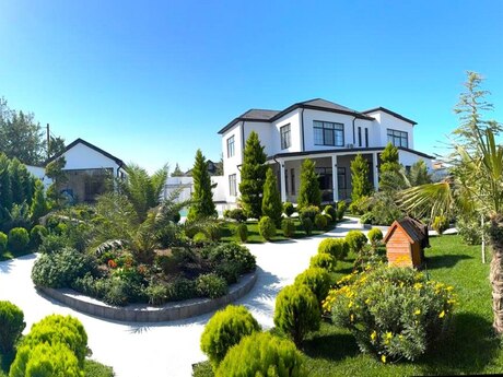 5 otaqlı həyət evi/bağ evi - Nardaran q. - 260 m²