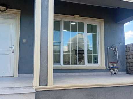 4 otaqlı həyət evi/bağ evi - Buzovna q. - 100 m²