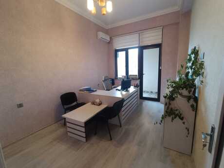 Elan №6119806 - Bakı, Nizami m., 3 otaqlı, 110 m²