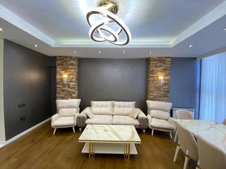 Elan №6119813 - Bakı, Nəsimi r., 3 otaqlı, 120 m², 15/18 mərtəbə