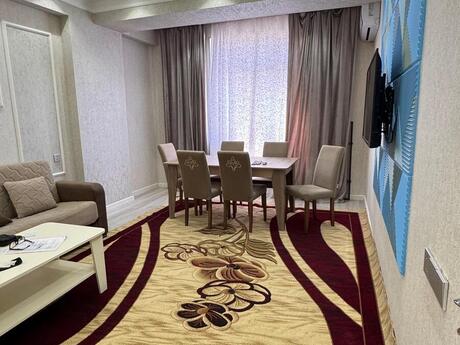 Elan №6119849 - Bakı, Nəsimi r., 2 otaqlı, 70 m², 8/18 mərtəbə