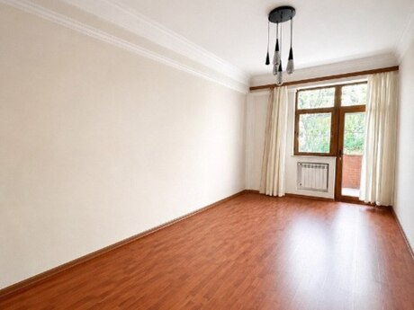 5 otaqlı ofis - 28 May m. - 175 m²