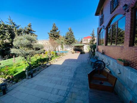6 otaqlı həyət evi/bağ evi - Mərdəkan q. - 200 m²