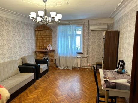 Elan №6119887 - Bakı, İçəri Şəhər m., 3 otaqlı, 85 m², 3/5 mərtəbə
