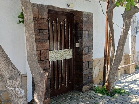 4 otaqlı həyət evi/bağ evi - Pirşağı q. - 120 m²