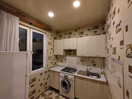 2 otaqlı köhnə tikili - 20 Yanvar m. - 55 m²