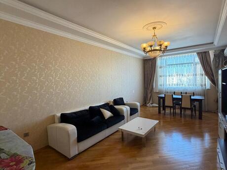 3-комн. новостройка - м. Низами - 130 м²