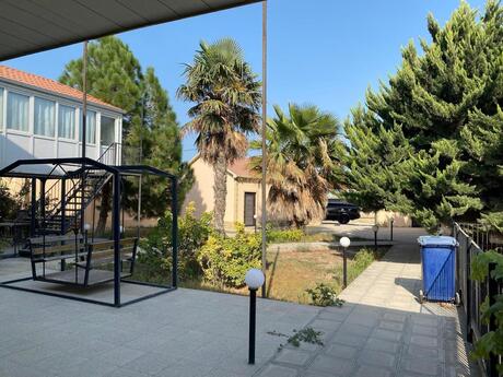 9 otaqlı həyət evi/bağ evi - Dübəndi q. - 200 m²