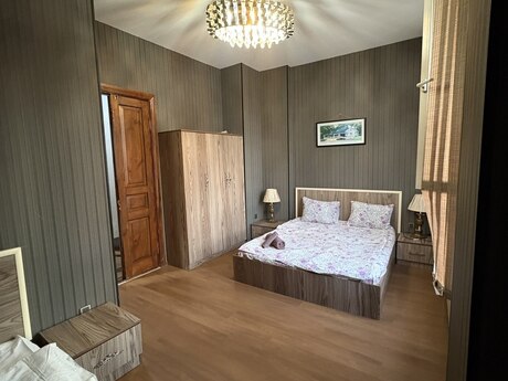 3 otaqlı köhnə tikili - 28 May m. - 80 m²