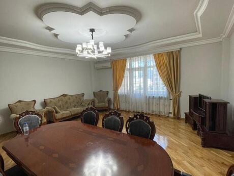 4 otaqlı yeni tikili - Nəsimi r. - 180 m²