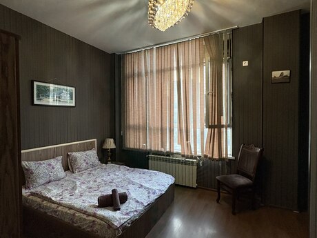 3 otaqlı köhnə tikili - 28 May m. - 80 m²