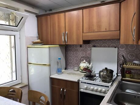 3 otaqlı köhnə tikili - Nərimanov r. - 70 m²